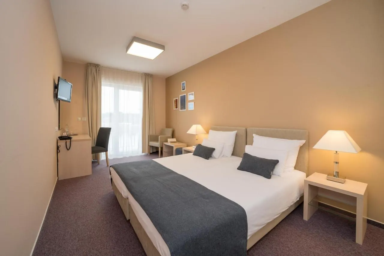 Hotel Zlatna Vala Pelegrin