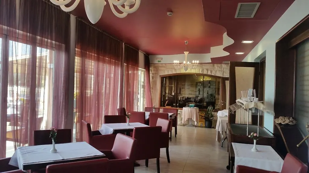 Hotel Zlatna Vala Pelegrin