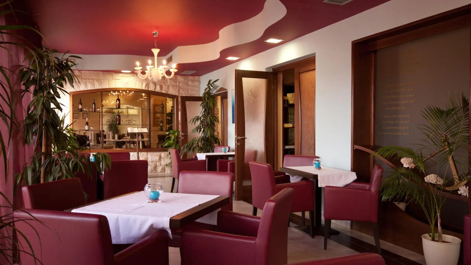 Hotel Zlatna Vala Umag