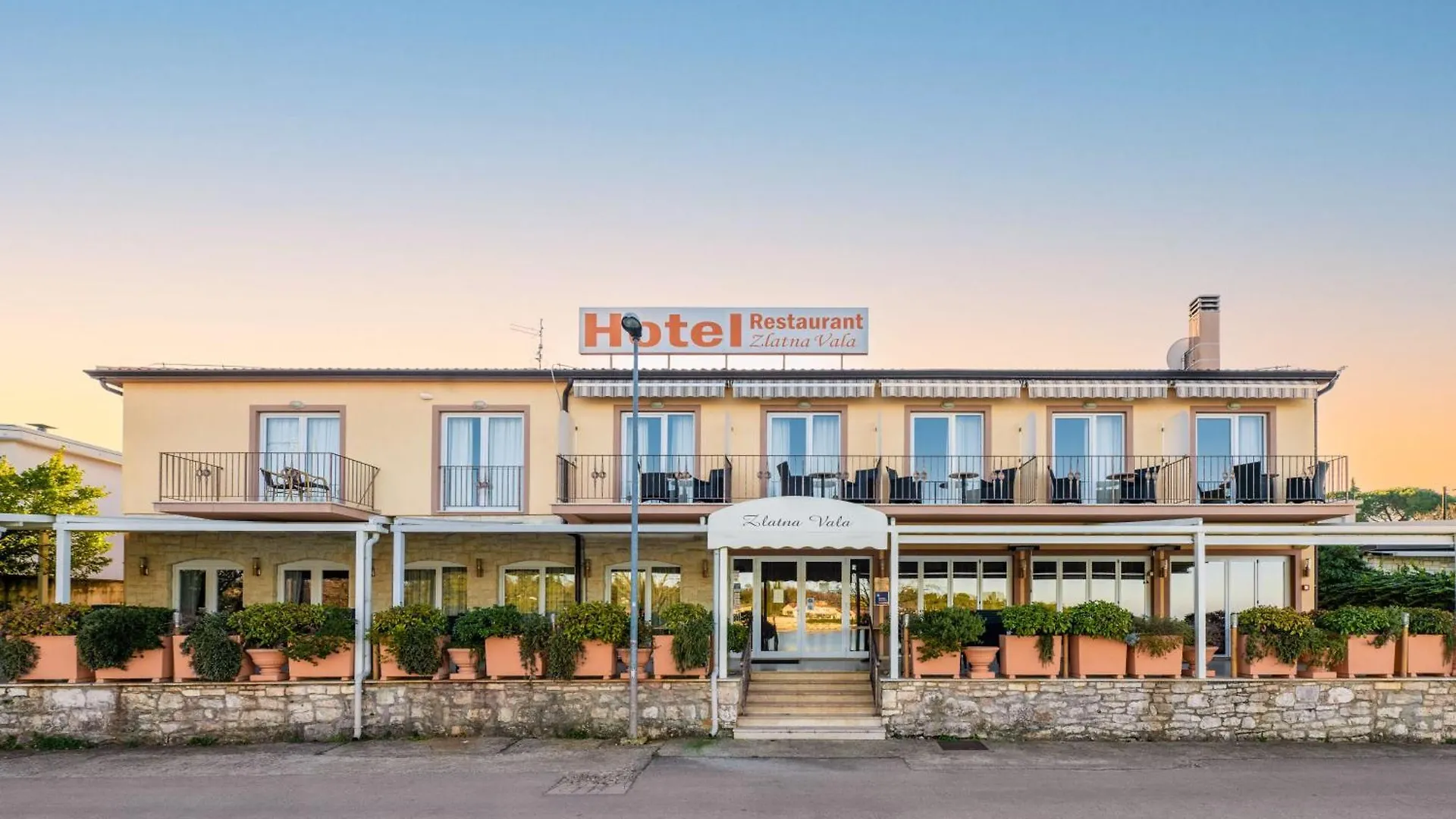 Hotel Zlatna Vala Umag
